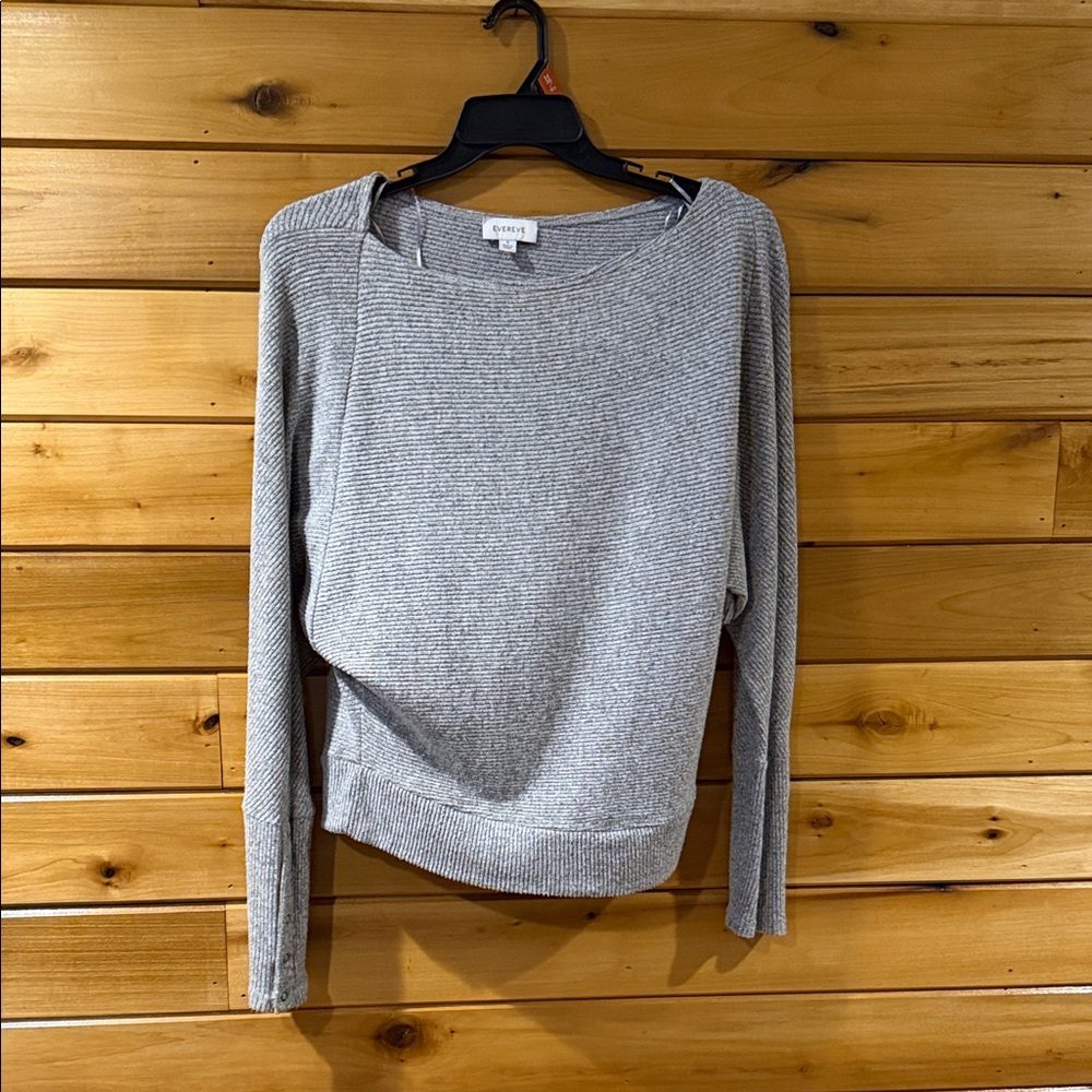 Evereve Light Gray Women's Crew Neck Sweater
